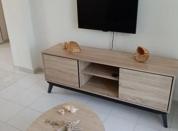 Apartament Deaspoina Nea Roda