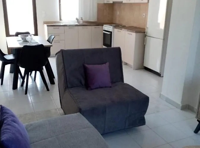 Deaspoina * Nea Roda