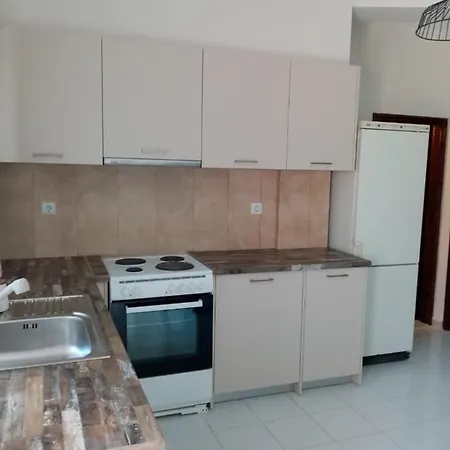 Deaspoina Апартаменты *