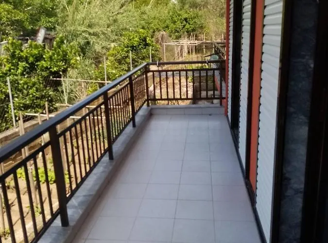 Deaspoina * Неа-Рода